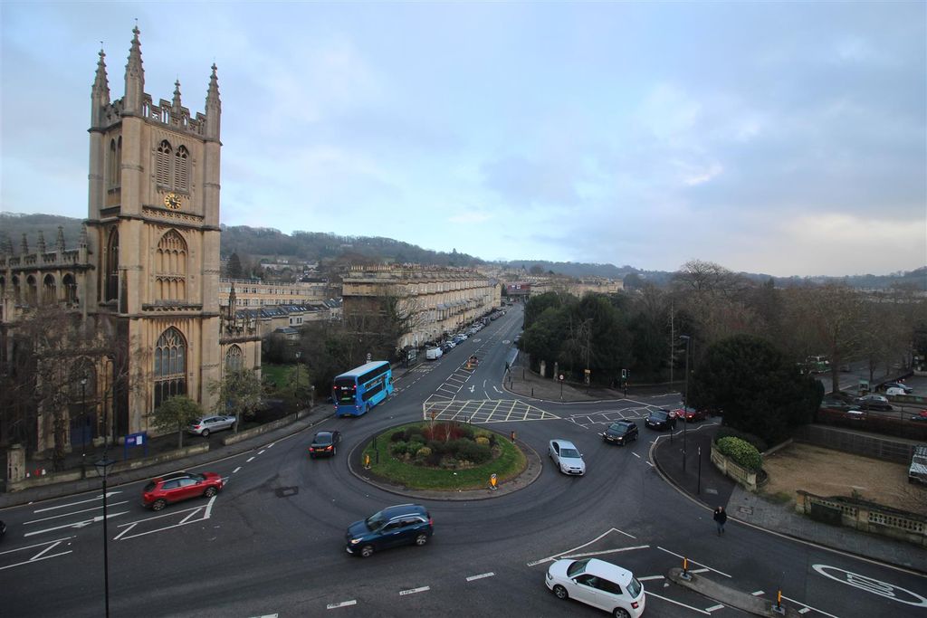 Property photo 2 of 13 Img_2542.Jpg