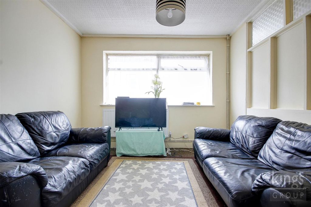Property photo 3 of 15 2.Jpg