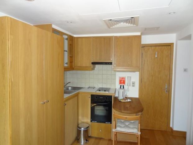 Property photo 3 of 6 4384942