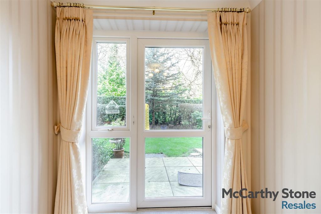 Property photo 2 of 20 8681835-Interior15.Jpg