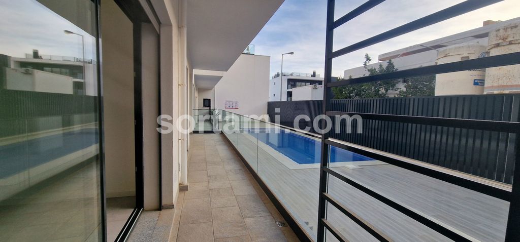 Property photo 1 of 29