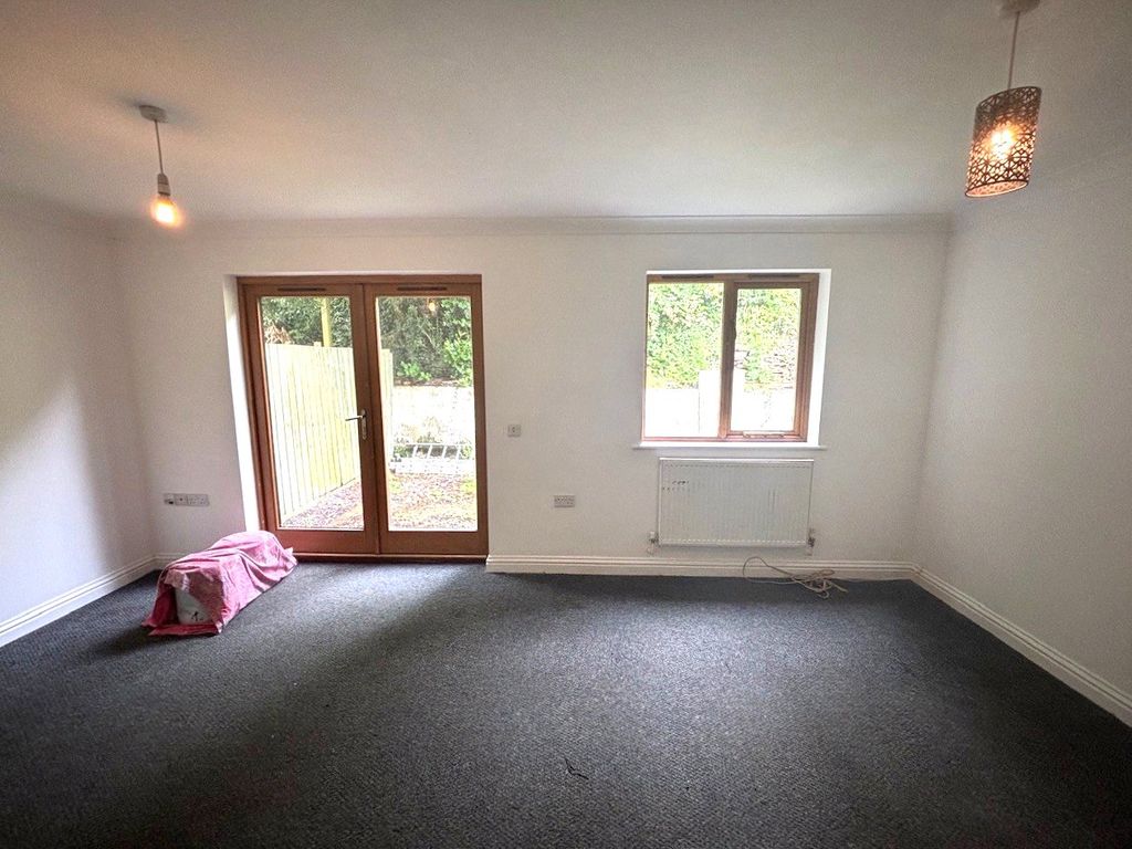Property photo 3 of 14 Picture No. 07
