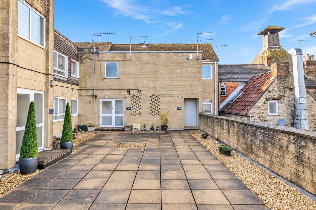 Property photo 1 of 9 Picture No. 59