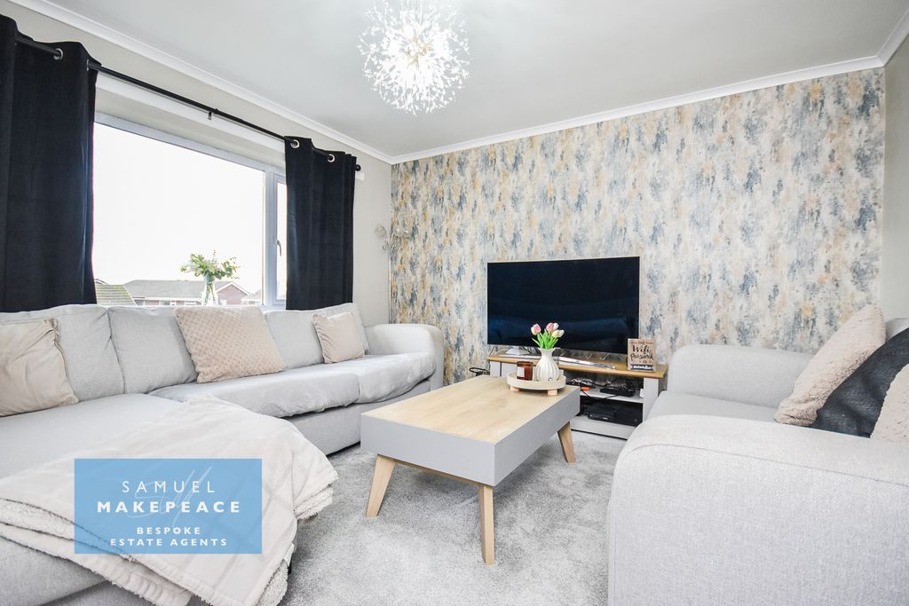 Property photo 3 of 14 Gallery