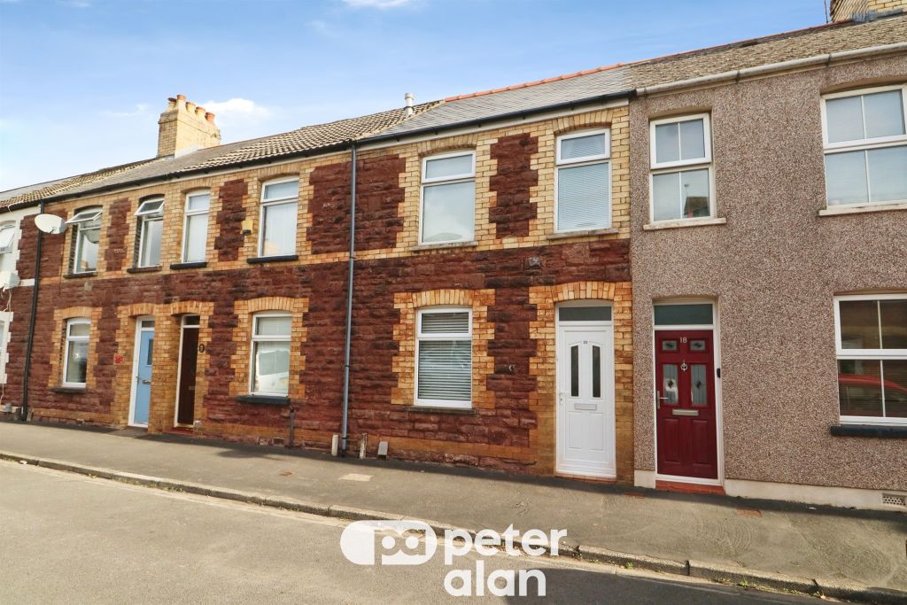 Property photo 1 of 21