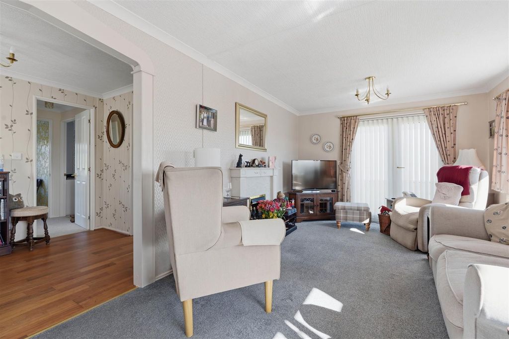 Property photo 2 of 21 17 Avon View (18 Of 23).Jpg