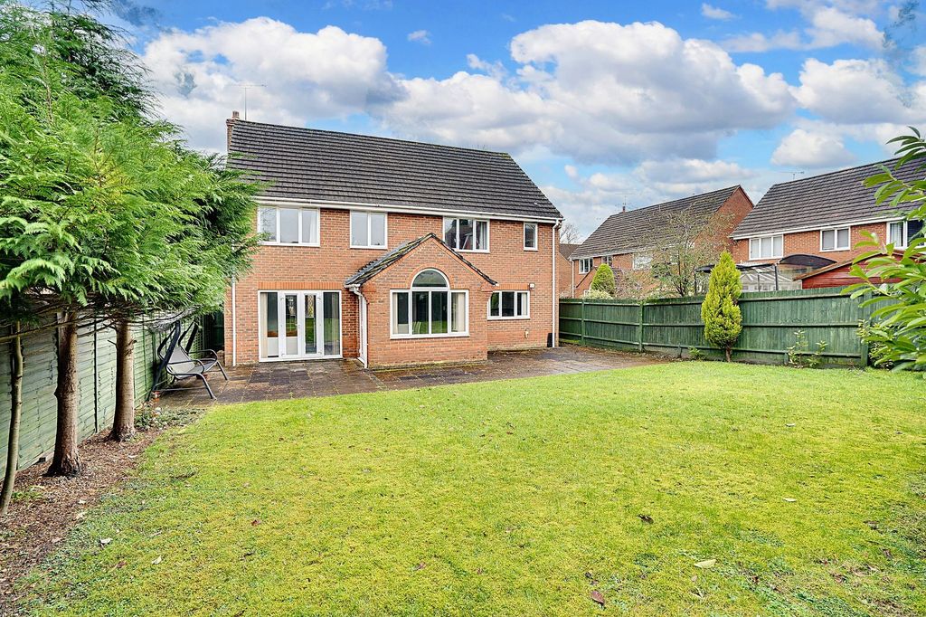 Property photo 3 of 19