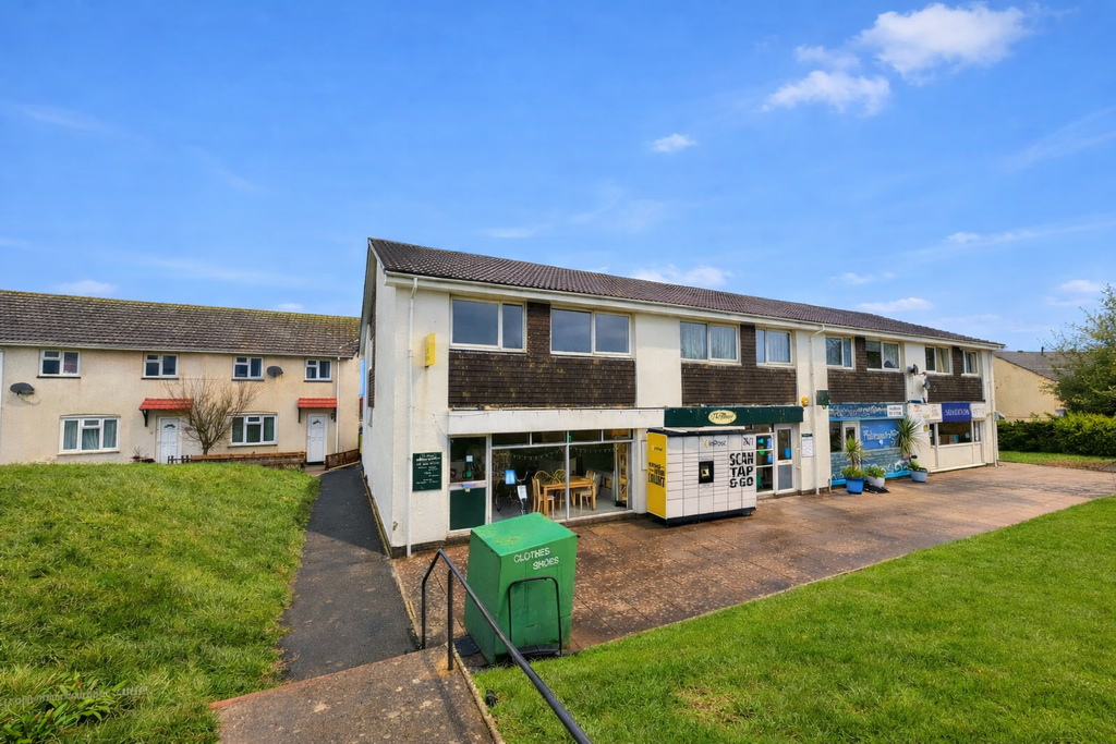 Property photo 1 of 8