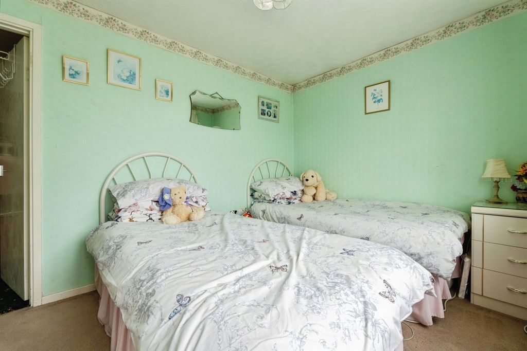 Additional image 9 of 3 bed detached bungalow for saleOaklands Drive, Brandon IP27