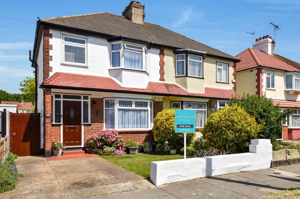 Property photo 1 of 41 Picture No. 06