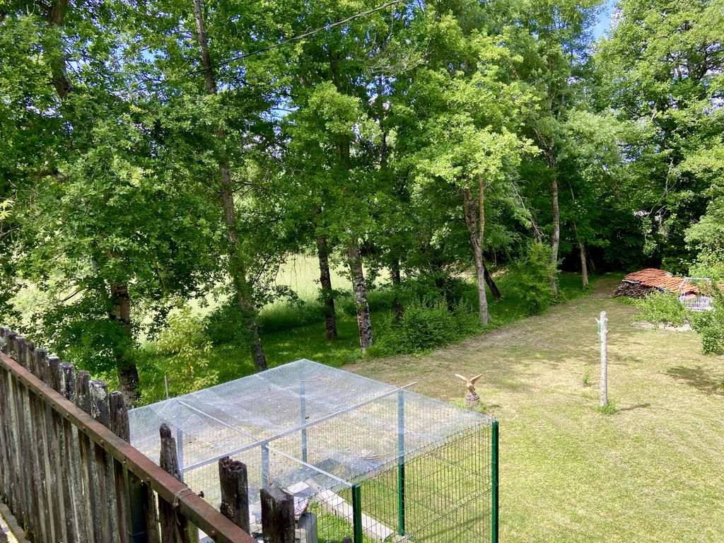 Property photo 3 of 24