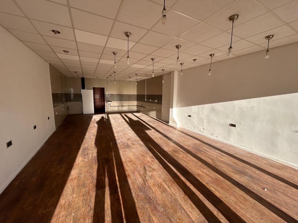 Property photo 2 of 3