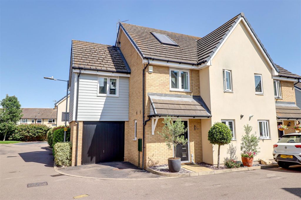 Property photo 1 of 24