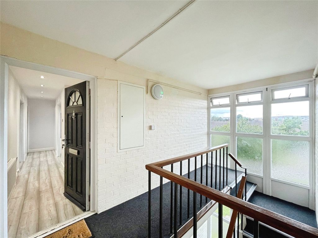 Property photo 2 of 13 Picture No. 03
