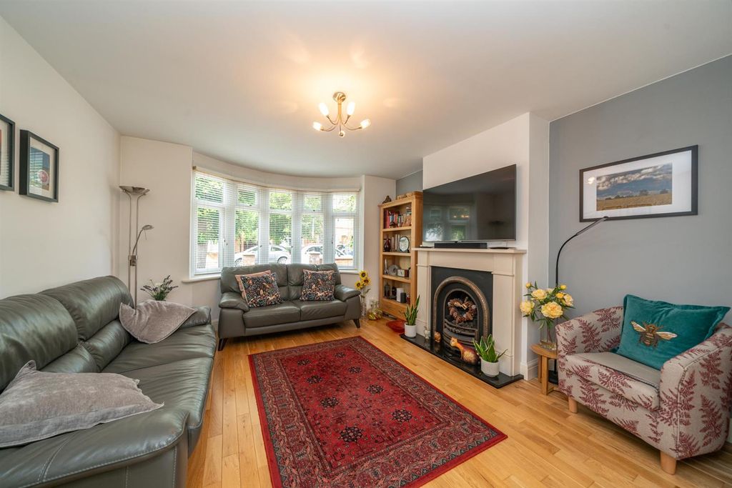Property photo 2 of 29 48-Dickinson-Avenue-5656.Jpg