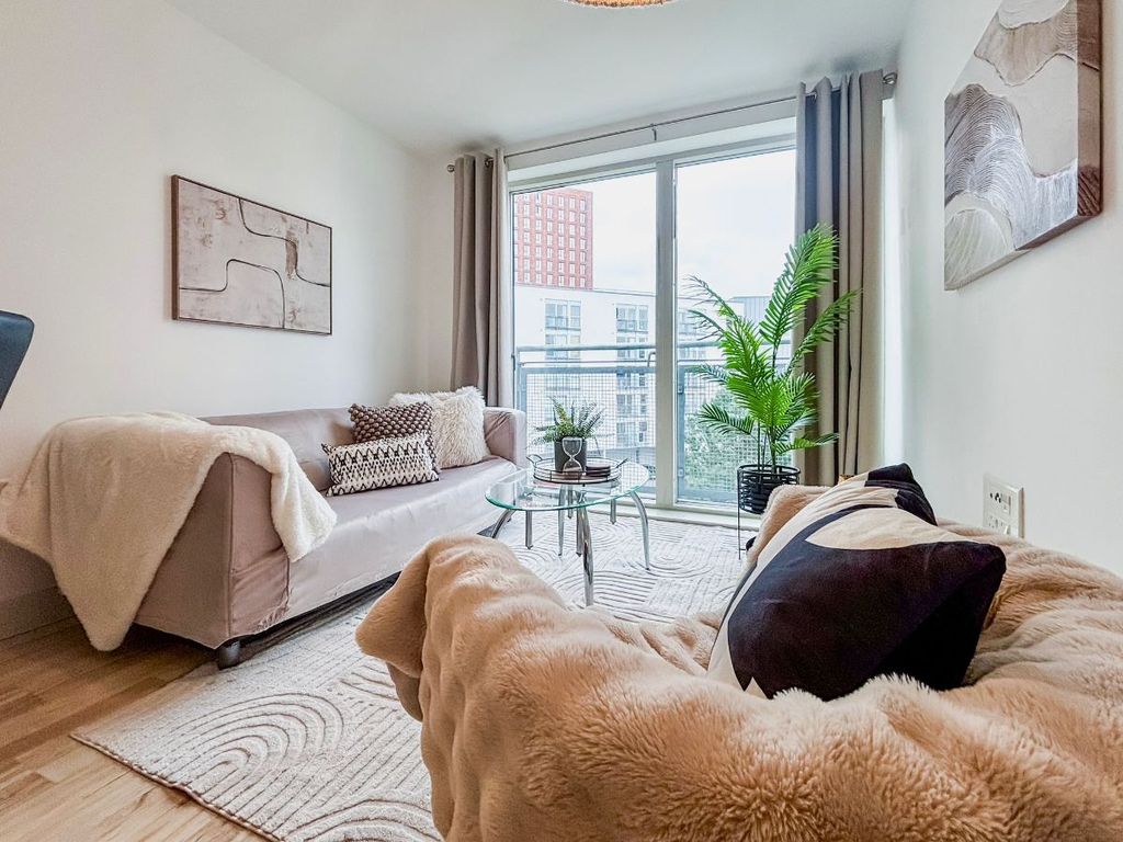 Property photo 1 of 25