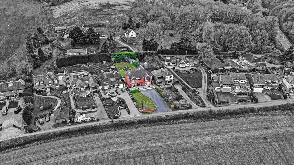 Property photo 1 of 66 Picture No. 56