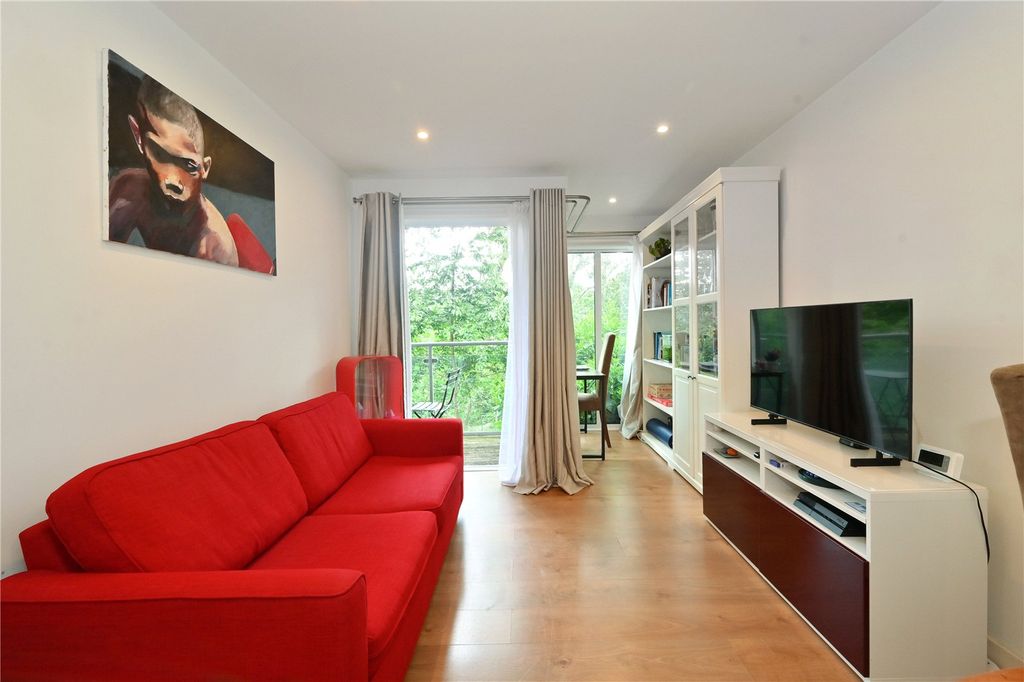 Property photo 1 of 9 Picture No. 03