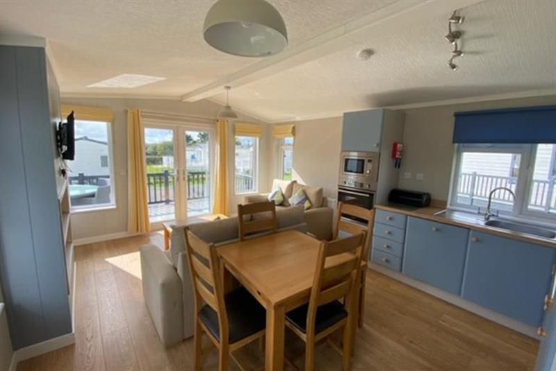 Property photo 3 of 7 A07533 2 20260216 00.Jpeg