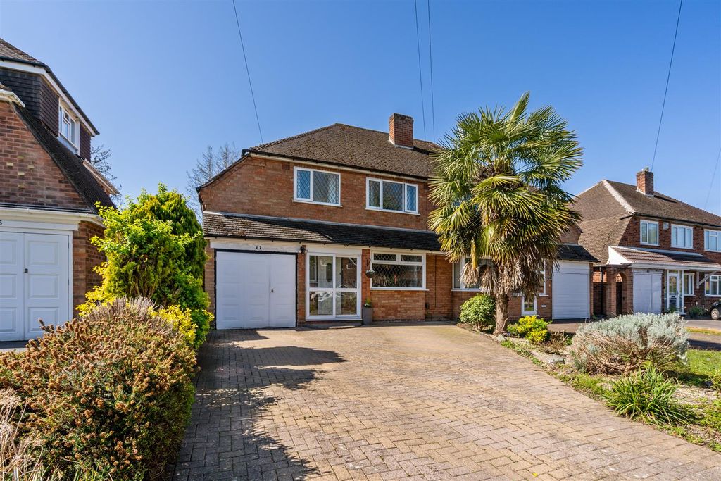 Property photo 1 of 17 67 Willow Road_1.Jpg