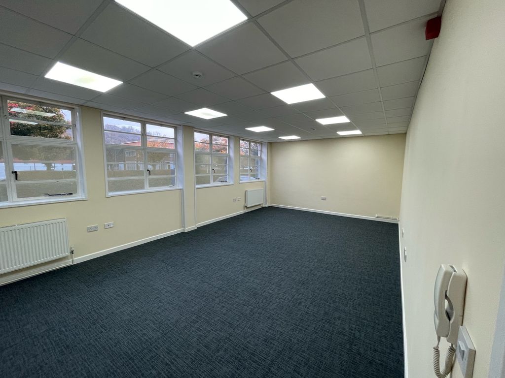 Property photo 3 of 3