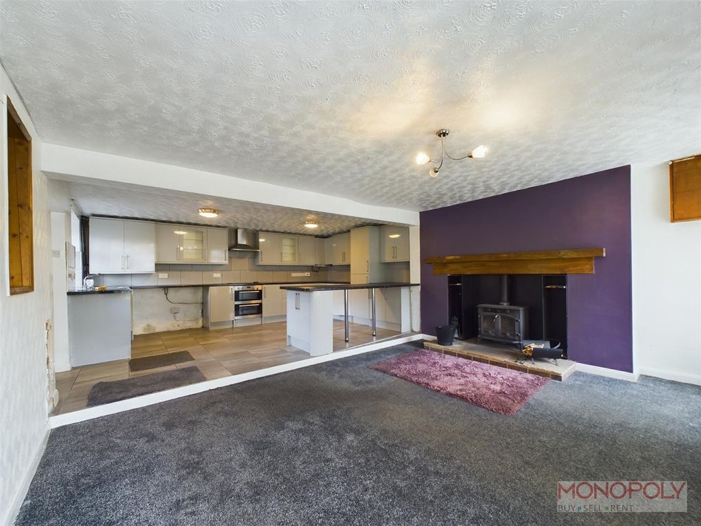 Property photo 2 of 14 Cam03815G0-Pr0130-Still007.Jpg