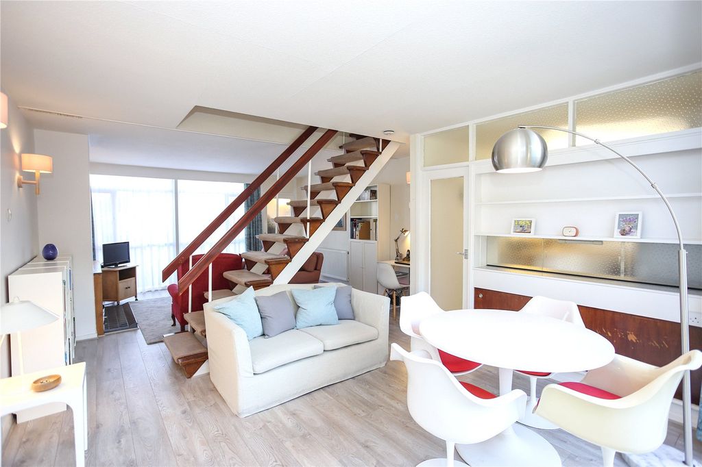 Property photo 3 of 25 Picture No. 07