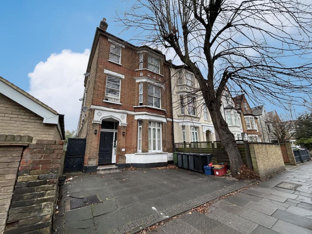 Property photo 2 of 11 65F29d8A-Ecb4-11F0-9449-0242Ac110002-1140.Jpg