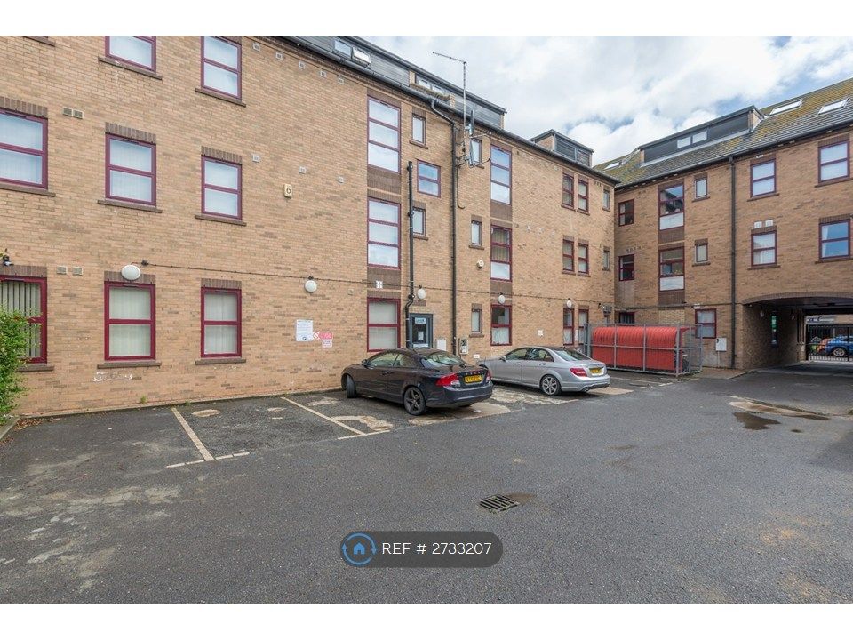 Property photo 3 of 12