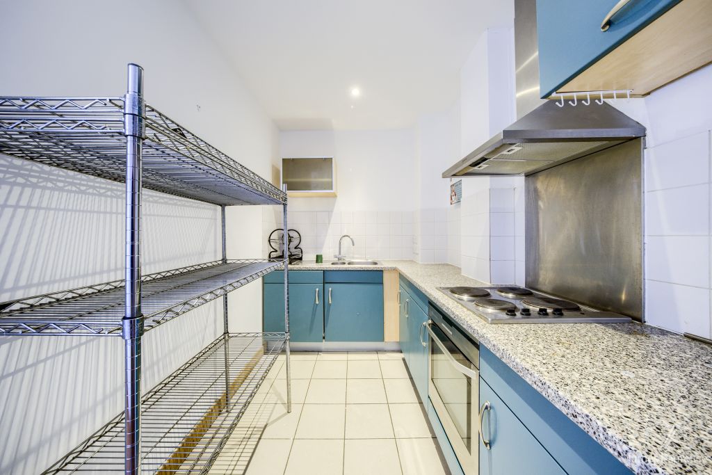 Property photo 3 of 7 Pxt41796-Hdr(3)