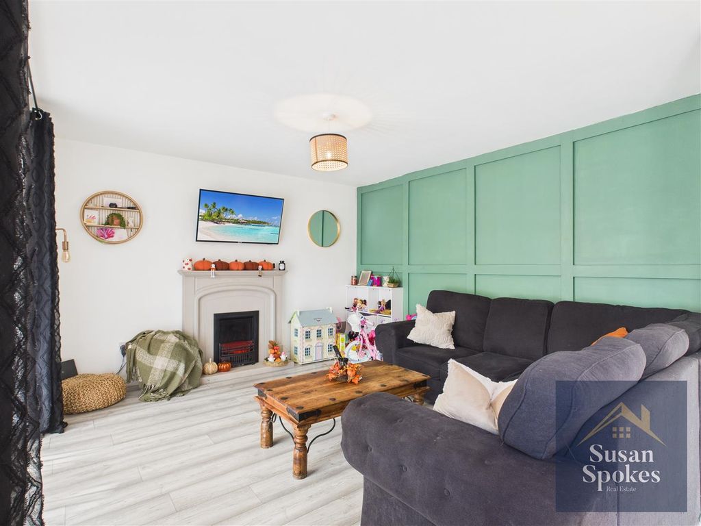 Property photo 2 of 23 Cam01858G0-Pr0185-Still002.Jpg