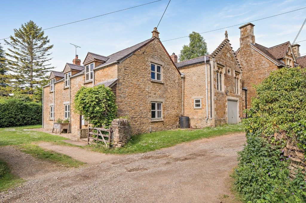 Property photo 2 of 11 Picture No. 04