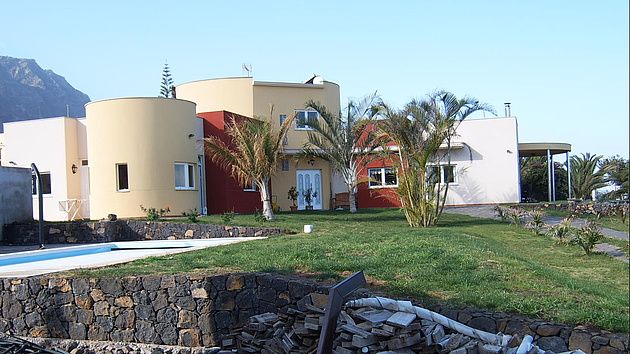 Property photo 3 of 34