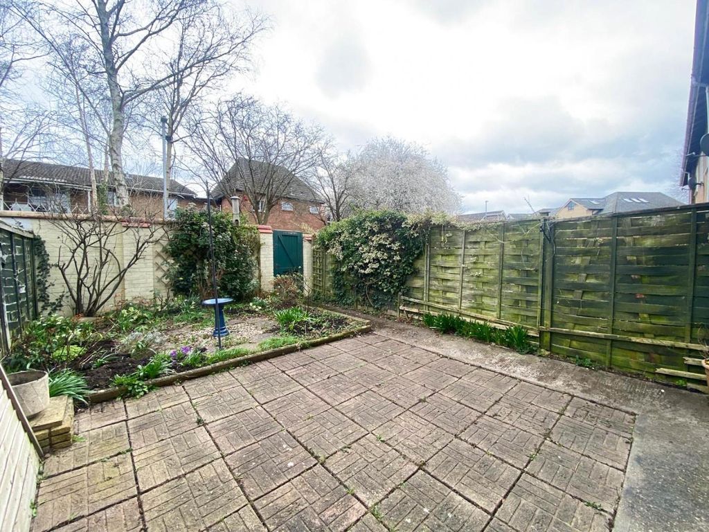 Property photo 3 of 10 F81c3030-Bc97-4A78-Bd9F-5E9A857Fcb03.Jpg