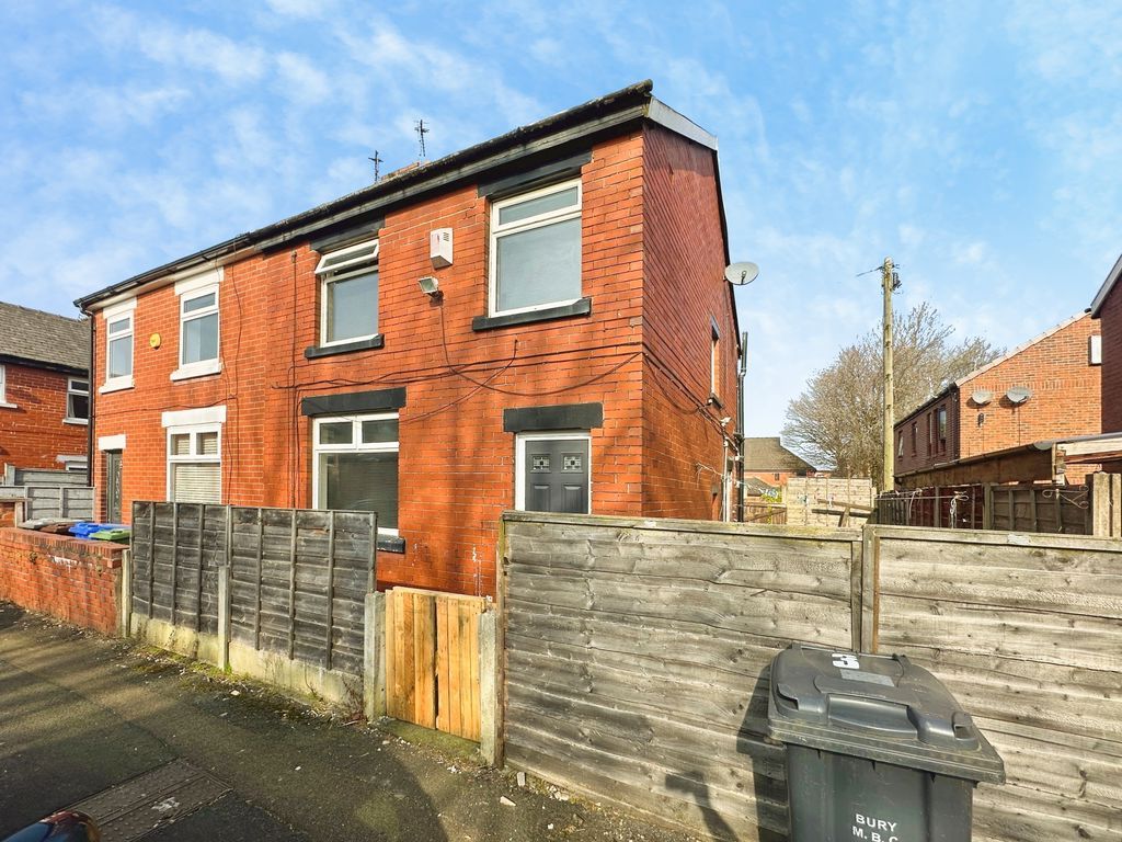 Property photo 1 of 10 Photo 9