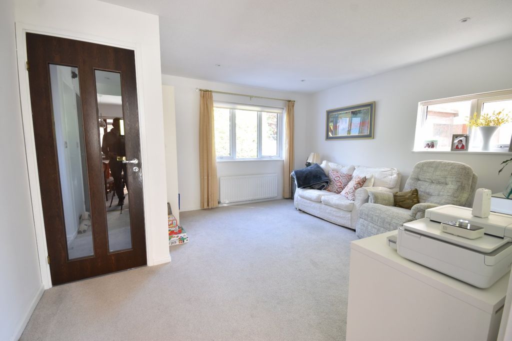 Property photo 2 of 13 Picture No. 09