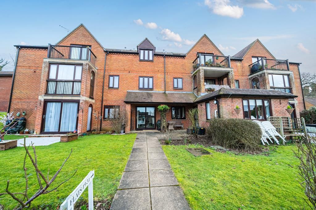 Property photo 1 of 19 External Front