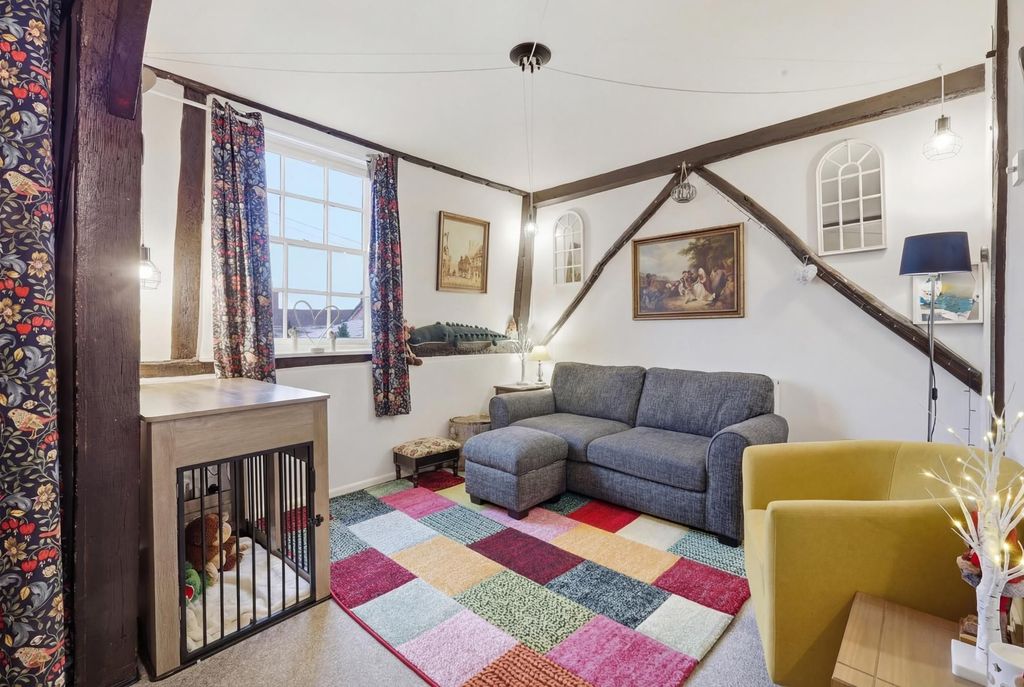 Property photo 3 of 22