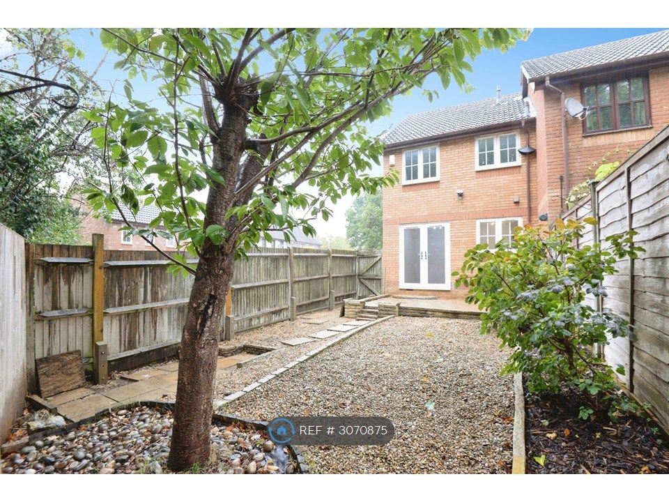 Property photo 3 of 16