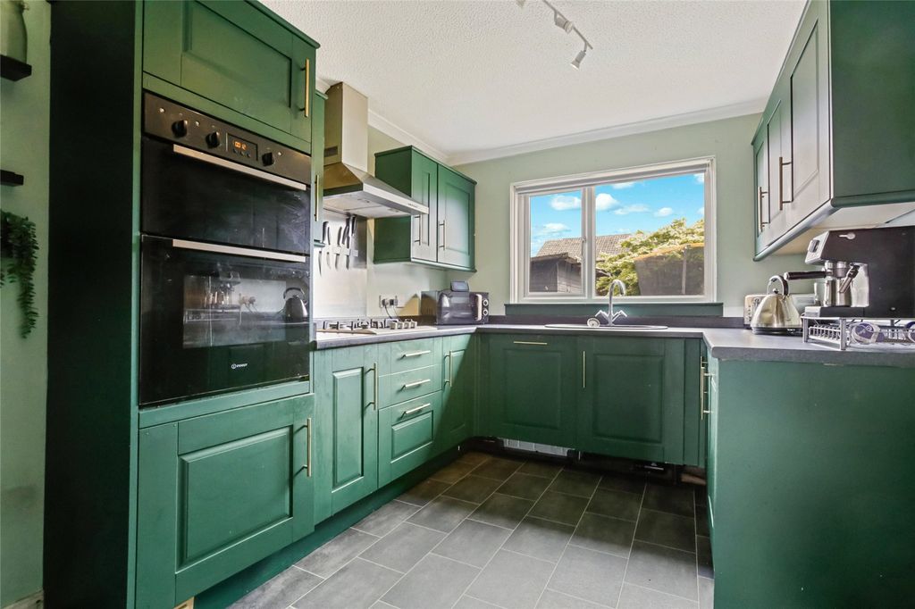 Property photo 3 of 21 Picture No. 06