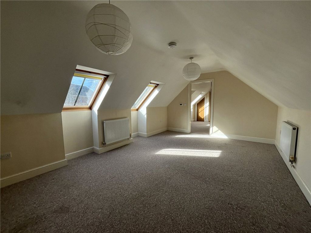 Property photo 3 of 16 Picture No. 03