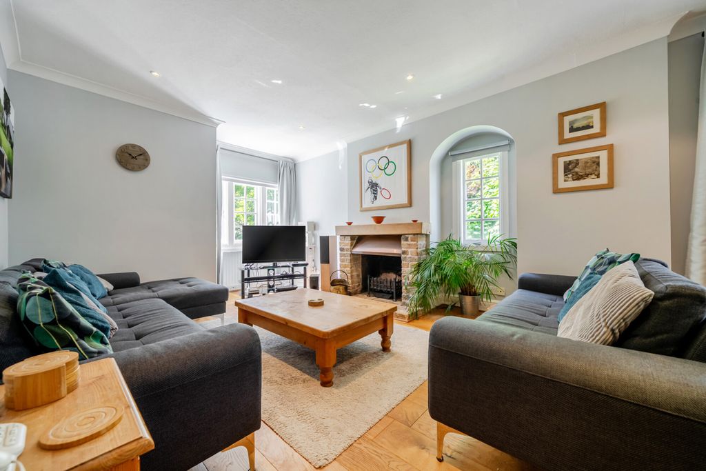 Property photo 2 of 38 1453790-37-6A1574...
