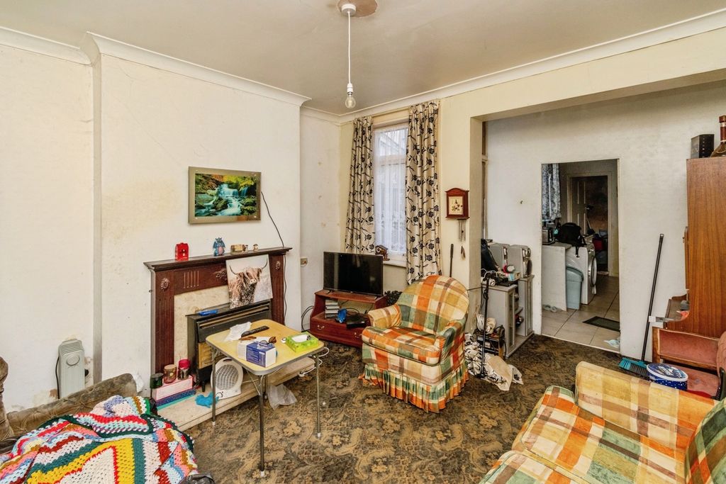 Property photo 3 of 16 Reception Room 2
