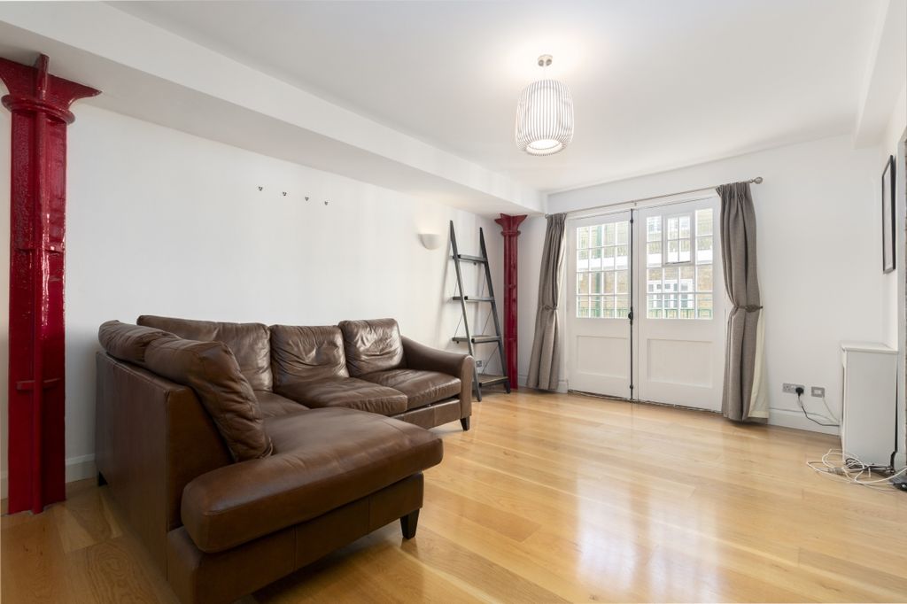 Property photo 3 of 9 Dundee Court F29 ...
