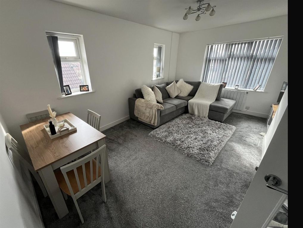 Property photo 3 of 11 Img_5710.Jpg