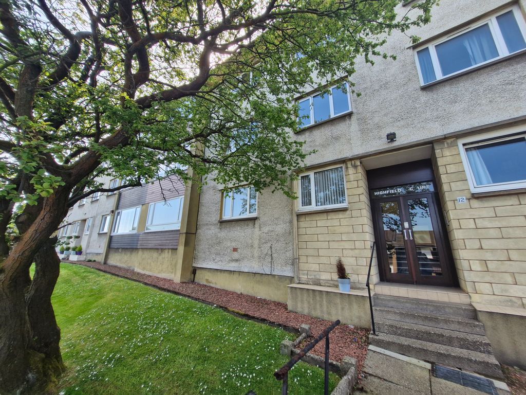 Property photo 1 of 8 External
