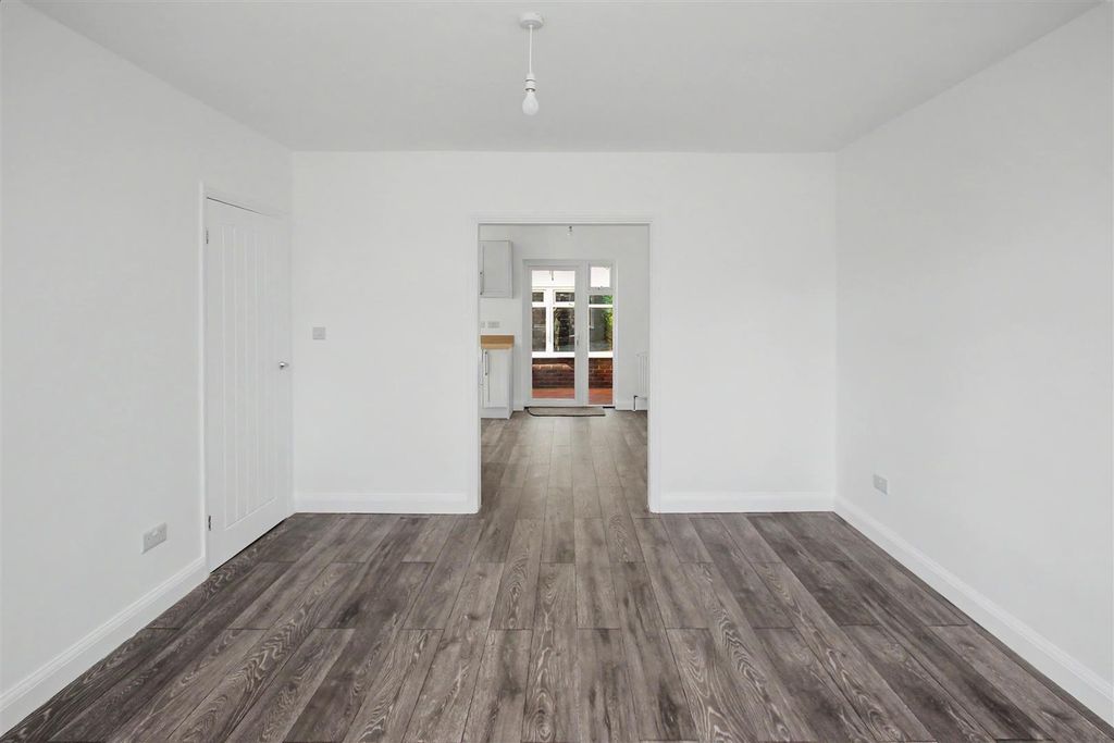 Property photo 3 of 17 Img_7526.Jpg