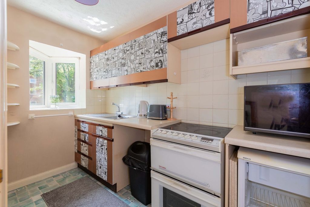 Property photo 3 of 10