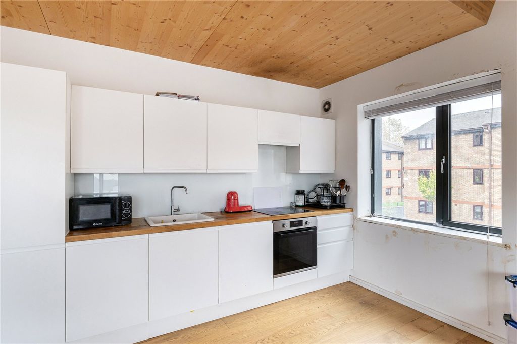 Property photo 2 of 9 Picture No. 02