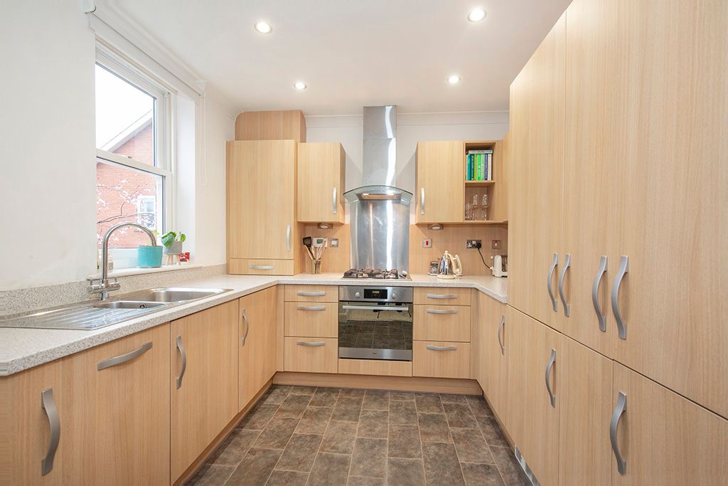 Property photo 3 of 8